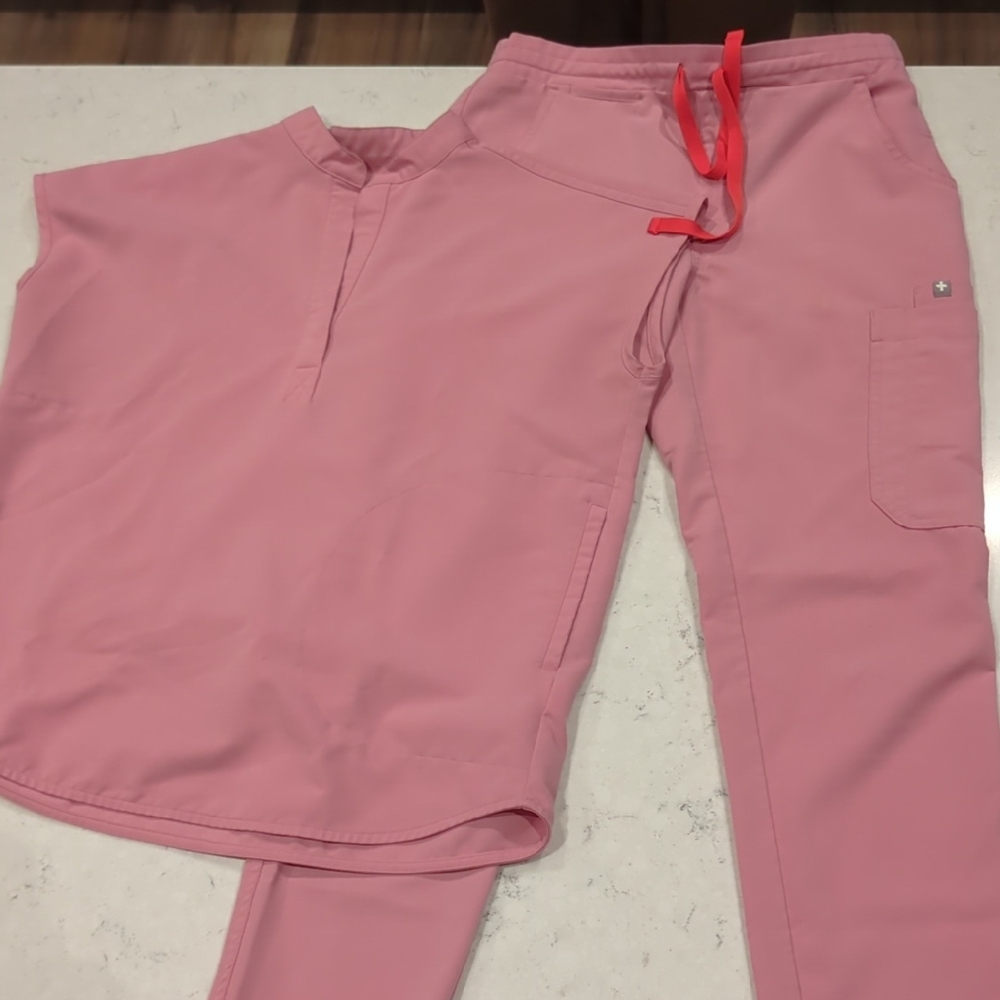 Figs Pink SET.